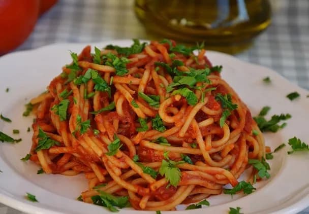 Jak przygotować sos do spaghetti z pomidorów na zimę, by cieszyć się latem? Jak przygotować sos do spaghetti z pomidorów na zimę, by cieszyć się latem?