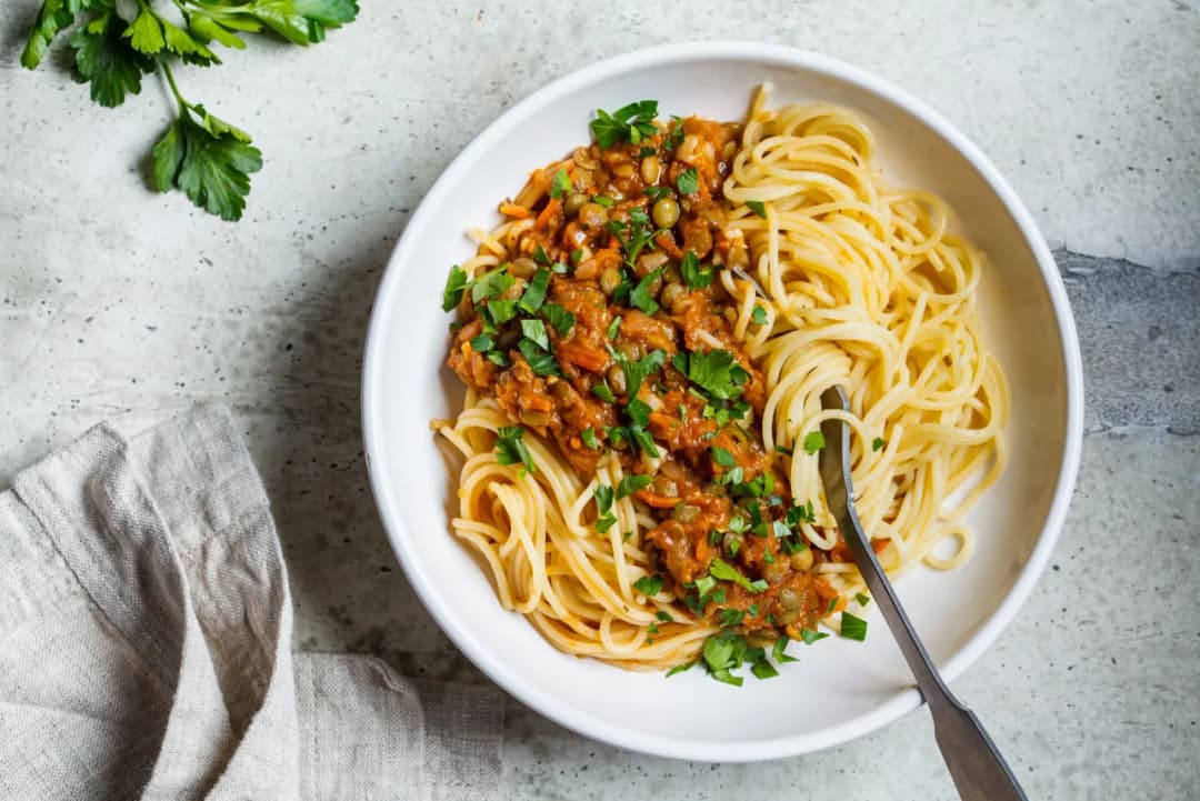 Makaron spaghetti kalorie: ile naprawdę ma kalorii po ugotowaniu?