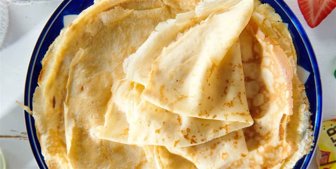 Czym zastąpić mąkę pszenną w naleśnikach, aby były smaczniejsze?