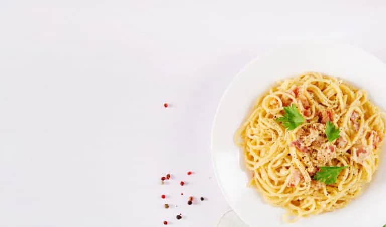 Ile kalorii ma spaghetti carbonara? Zaskakujące fakty o kaloriach